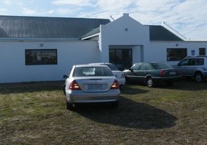 10 Jr vir Pearly Beach NGK